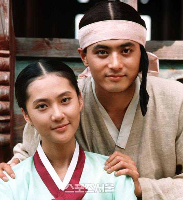 Bị cắm sừng cay đắng, Á hậu cay cú” lấy bác sĩ xấu trai ai ngờ cuộc đời lên tiên-2