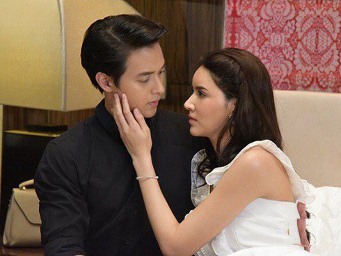 Đêm tân hôn, chồng rụng rời phát hiện dấu vết lạ trên người vợ-2