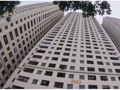 Chung cư HH Linh Đàm và cảnh tượng nhếch nhác, xuống cấp: Rác tập kết trước cổng chung, cảnh họp chợ lộn xộn và cơ sở vật chất ngổn ngang-20