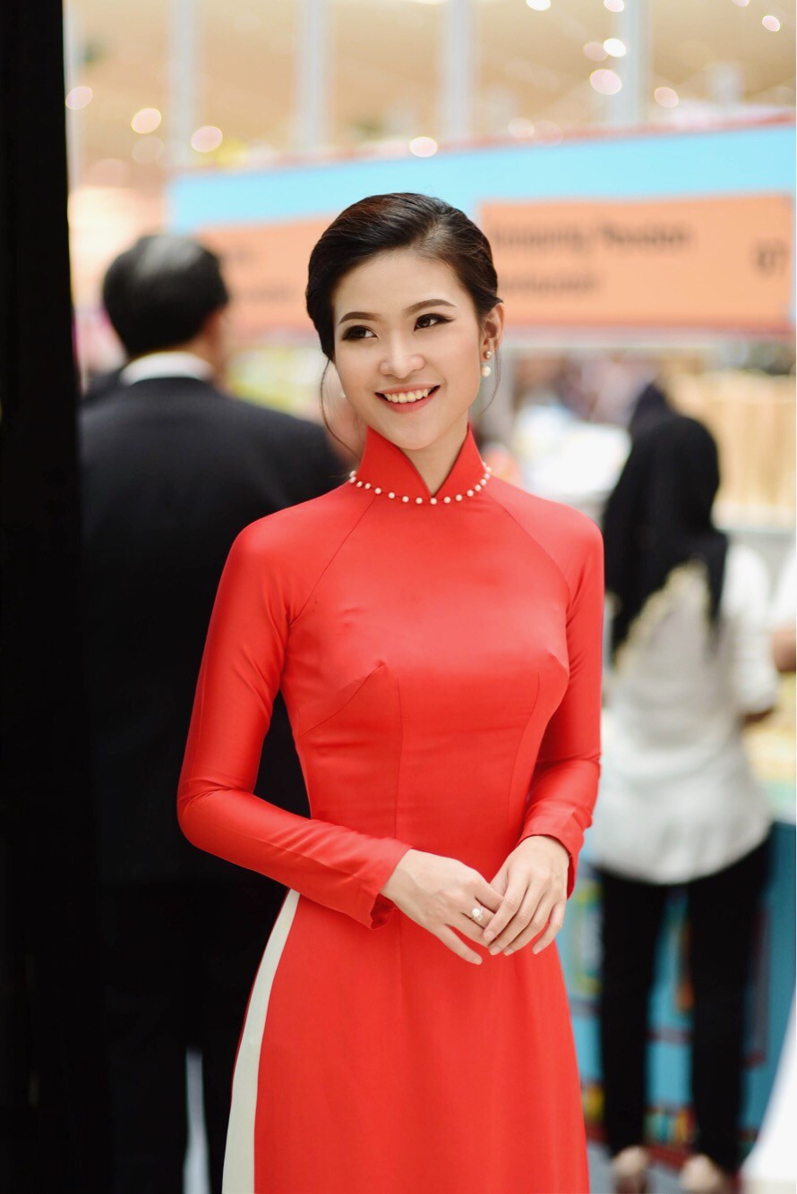 Người ấy là ai?: Biên tập viên VTV thừa nhận đang hẹn hò nam chính, không cãi lại Trấn Thành, Hương Giang-4