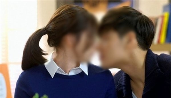 Bạn trai rùng mình” vội từ chối hôn ngay khi mở miệng, cô gái đi khám mới biết lý do-1