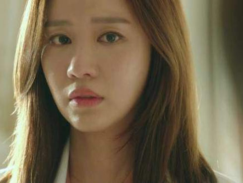 Ai mà khôn như ông chồng soái ca nhà người ta này, tặng vợ cái Iphone, hàng hiệu nhưng hóa ra lại là bỏ con săn sắt, bắt con cá sộp-3