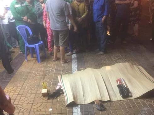 Ghen tuông, cô gái xinh đẹp sát hại tình địch bằng một nhát dao-3