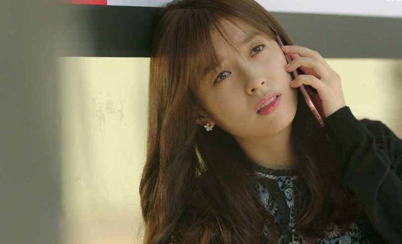 Bố bỏ mẹ để làm đám cưới rình rang với bồ nhí, tôi chết đứng khi nhìn thấy ảnh của cô ta-1