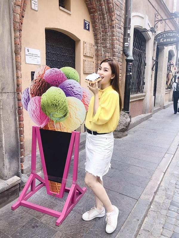 Hoa hậu Tiểu Vy gây bất ngờ với style tóc xù gợi cảm đầy cá tính-15