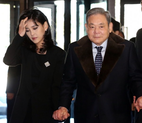 Tam đại tiểu thư Samsung: Người là nữ cường nhân giành ngôi Thái tử với anh trai, người kết thúc cuộc đời trong bi kịch vì bị gia đình chối bỏ-4