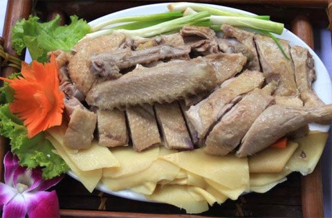 Luộc vịt cứ thả thêm 1 thứ này để xóa sạch mùi hôi, thịt thơm mềm hơn cả ngoài hàng-3