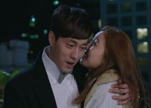 Phát hiện con không phải máu mủ của mình, tôi cay đắng hơn khi nghe mẹ đẻ thú tội-1