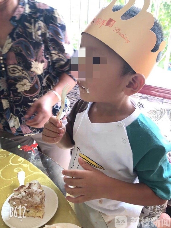 Vợ đột ngột bỏ đi, chàng trai một mình nuôi con, đến khi làm hộ khẩu mới phát hiện ra sự thật động trời khiến cả gia đình suy sụp-3