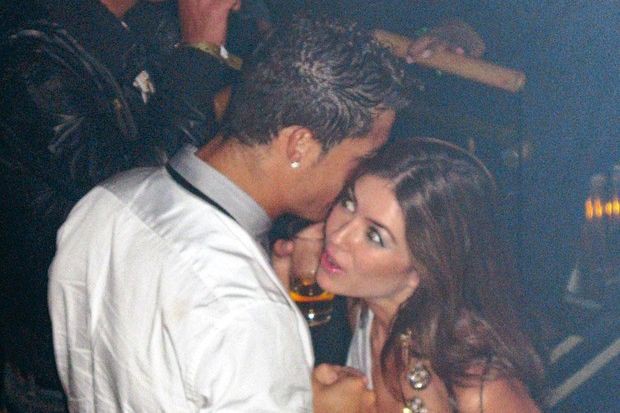 Chính thức: Kathryn Mayorga không đủ bằng chứng, Ronaldo thoát khỏi cáo buộc hiếp dâm-1