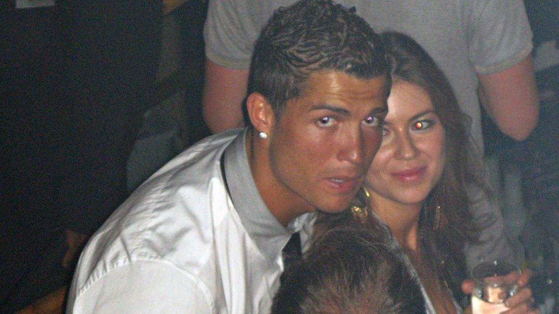 Chính thức: Kathryn Mayorga không đủ bằng chứng, Ronaldo thoát khỏi cáo buộc hiếp dâm-2
