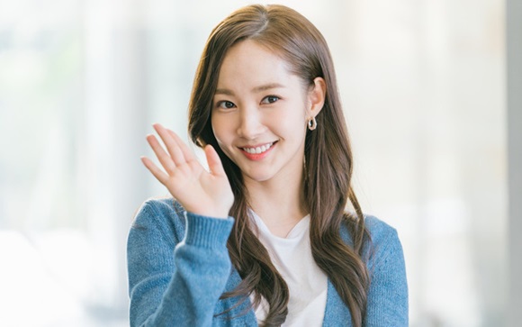 Khuôn mặt ai sở hữu 1 trong 8 đặc điểm sau cả đời dễ giàu sang, hậu vận sung túc viên mãn-3