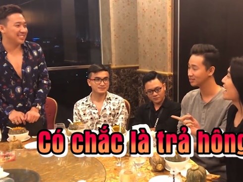Đi ăn hơn chục triệu không có tiền trả, Trấn Thành phải 'muối mặt' mượn tiền BB Trần