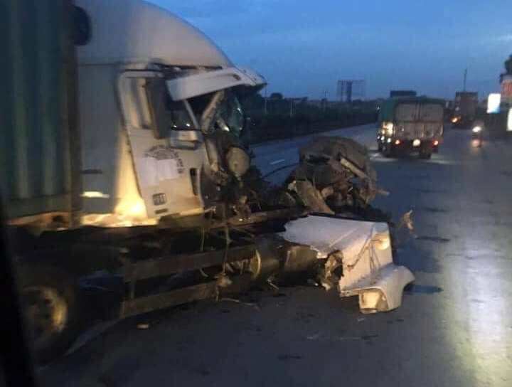 Lại tiếp tục xảy ra tai nạn trên Quốc lộ 5, cách hiện trường vụ 6 người bị xe tải tông chết chỉ 500m-2