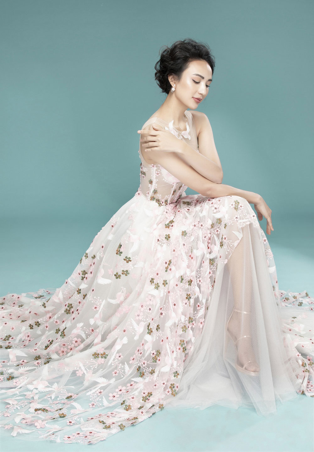 Ngọc Diễm khoe nhan sắc tươi trẻ mừng sinh nhật tuổi 32-1