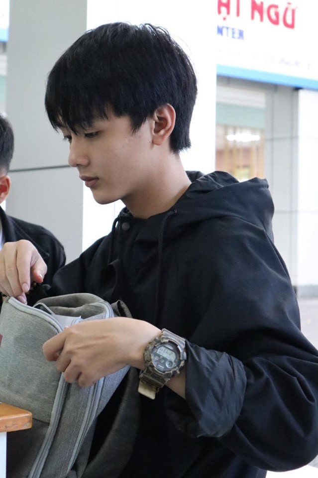 Cực phẩm mùa nhập học 2019: Nam sinh 2K1 với góc nghiêng thần thánh chẳng thua kém gì Idol Hàn Quốc, gây xốn xang MXH-1
