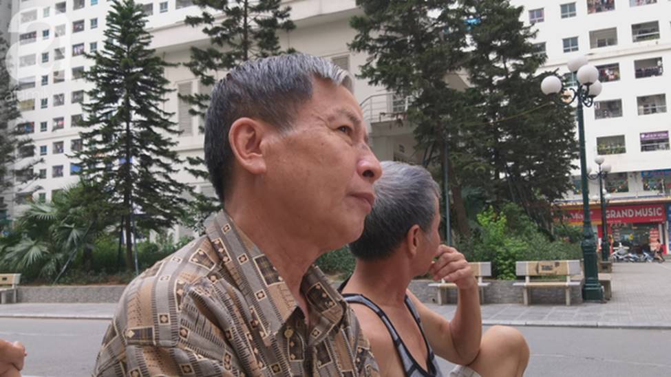 Chung cư HH Linh Đàm và cảnh tượng nhếch nhác, xuống cấp: Rác tập kết trước cổng chung, cảnh họp chợ lộn xộn và cơ sở vật chất ngổn ngang-17