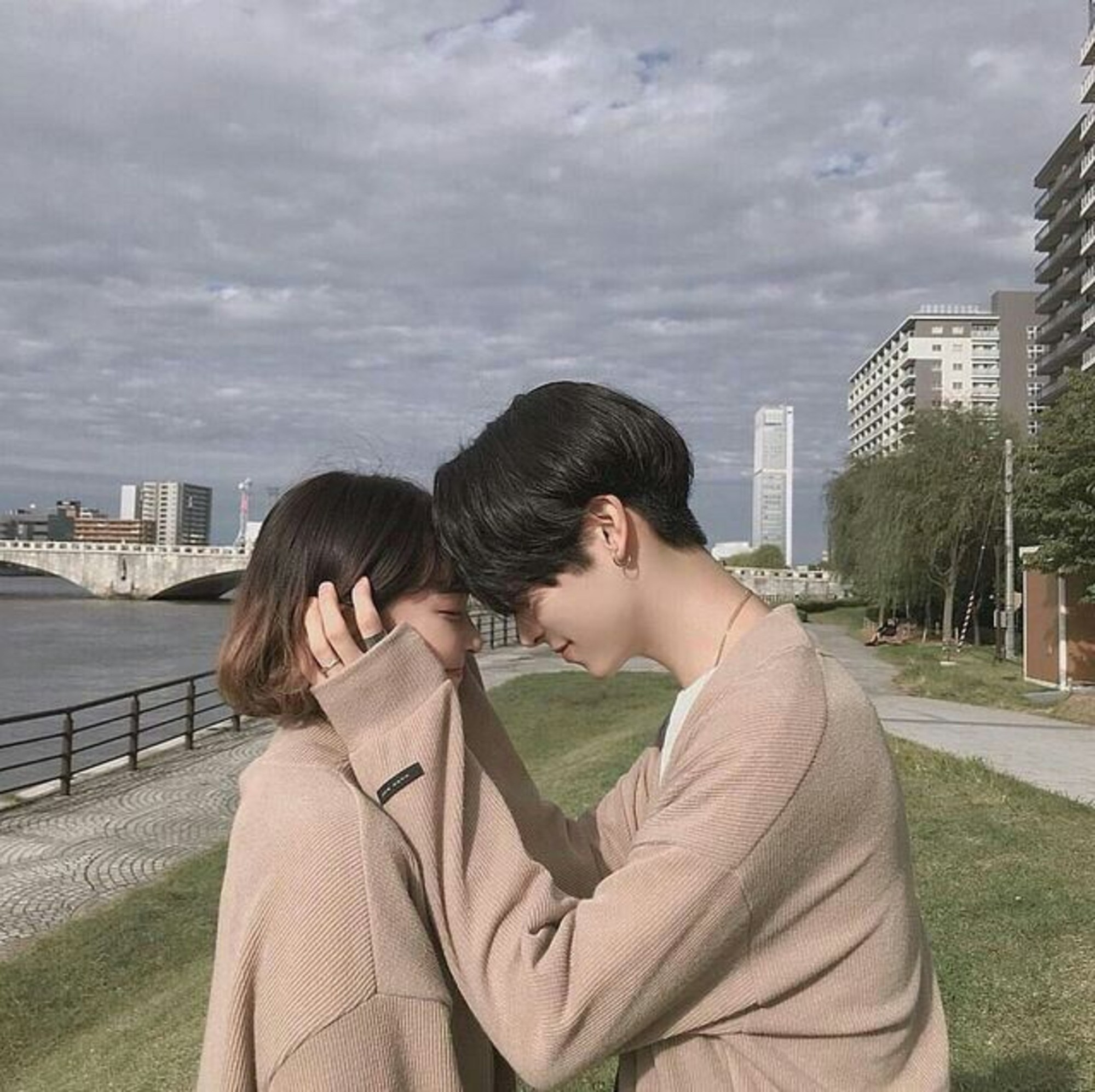 Lợi dụng người yêu chu cấp ăn học bao năm, cô nàng vẫn quyết tâm bỏ sau khi gặp mối ngon mang tên đối tác-2