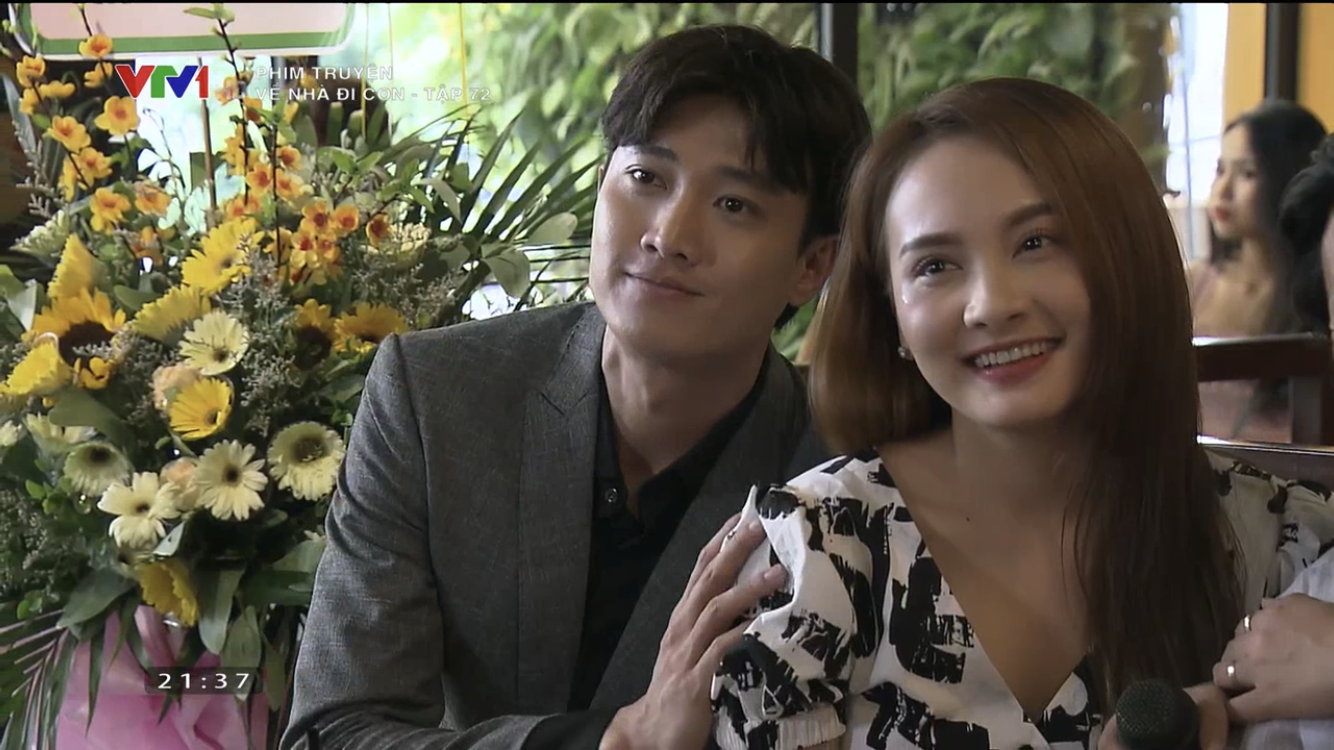 Về nhà đi con: Hài hước khoảnh khắc Vũ nhớ vợ, mon men chạm vào Thư, cười phớ lớ nghe chuyện Nhã bị đánh ghen-6