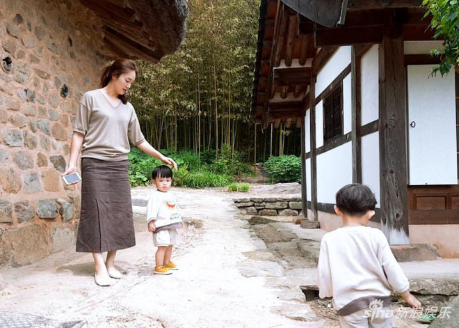 Soi tất tần tật dấu hiệu Song Song và gia đình bạn bè 2 bên trở mặt đối địch: Liệu có ẩn tình sau vụ ly hôn 2000 tỉ?-7