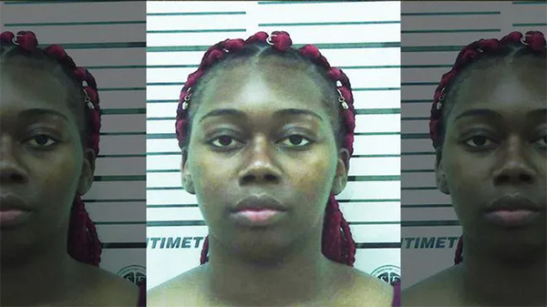 Mẹ mải đánh nhau với người phụ nữ khác, làm rơi chết con trai 3 tháng tuổi-2