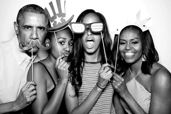 Chuyện tình cựu Tổng thống Obama: Từ gã – được – thổi – phồng” đến ông chủ Nhà Trắng và công cuộc tán tỉnh công phu của những người có EQ cao-13