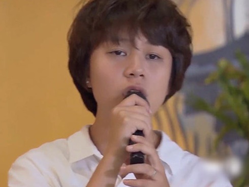 Về nhà đi con: Cười ngất với hậu trường cảnh cô Xuyến thông báo lấy chồng vì bác sĩ bảo cưới-1