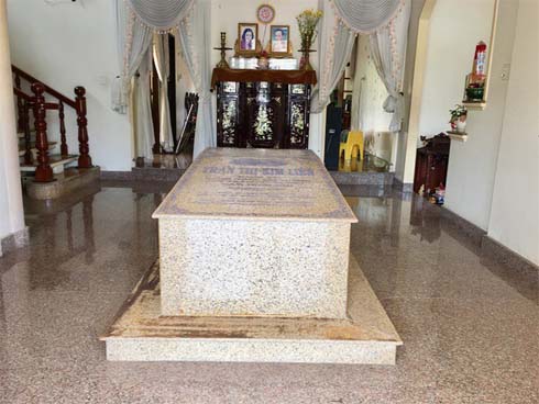 Bí ẩn ngôi mộ mang nhiều huyền thoại ở Long An-4