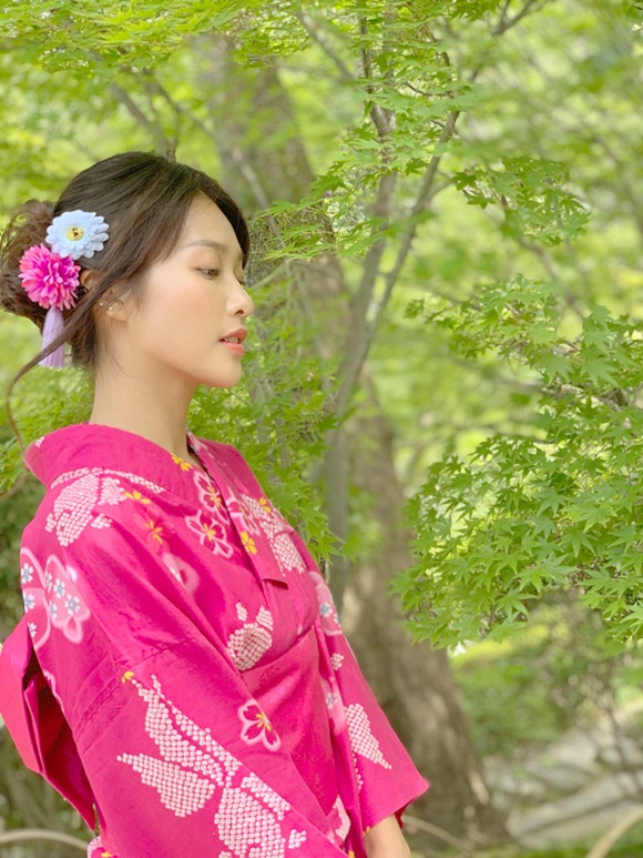 Khả Ngân khoe mặt mộc nhẹ nhàng vẫn được khen xinh như gái Nhật-9