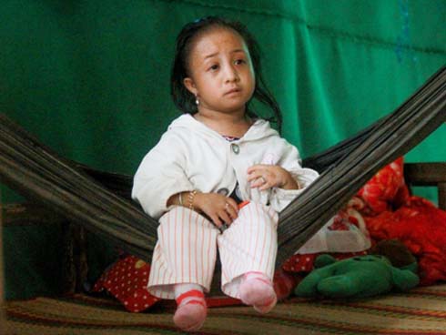 Chê bai người khác xấu, ngực lép có thể bị phạt tù đến 5 năm-3