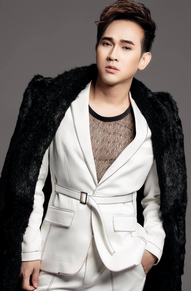 Ca sĩ Nguyên Vũ bị bầu show gạ tình, đề nghị dọn về sống chung 5 năm để lăng xê tên tuổi-5