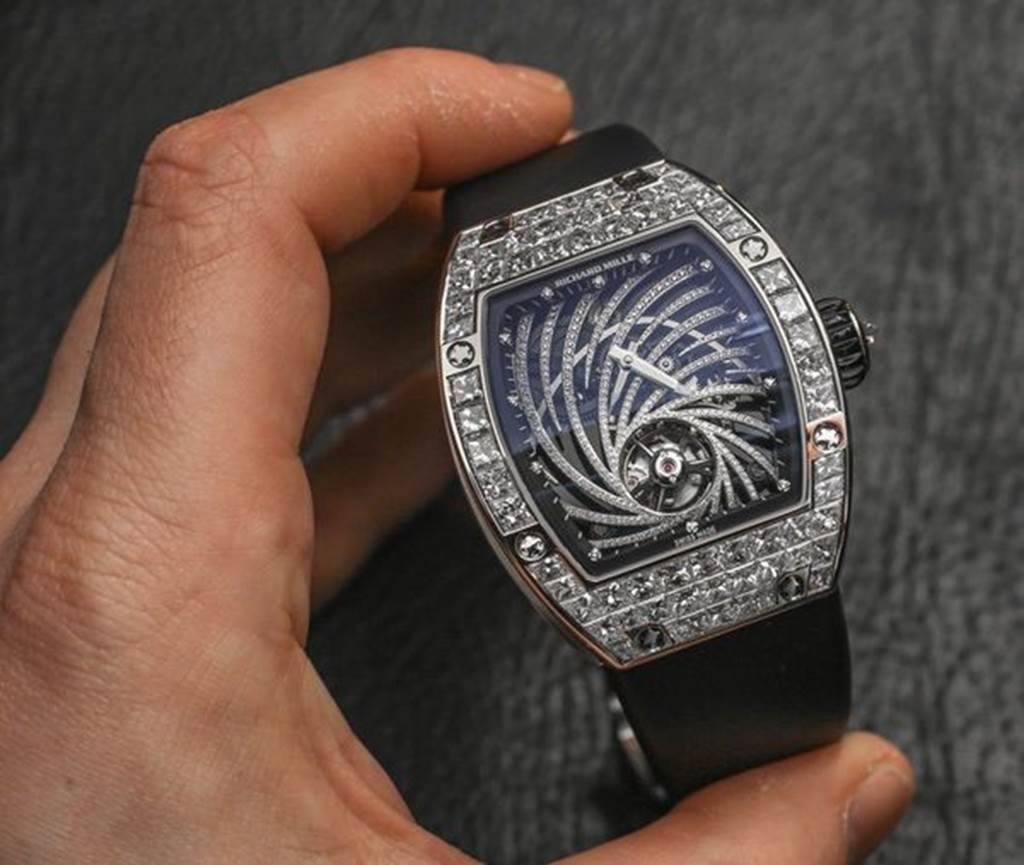 Ngoài đồng hồ 22 tỷ bị nghi fake, Vũ Sở Khanh(Về nhà đi con) còn có đồ hiệu nào?-4