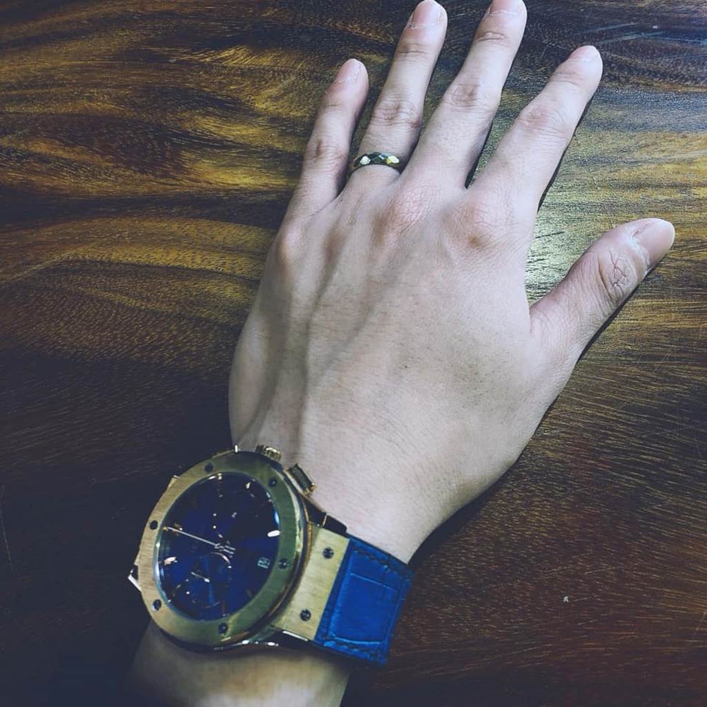 Ngoài đồng hồ 22 tỷ bị nghi fake, Vũ Sở Khanh(Về nhà đi con) còn có đồ hiệu nào?-6