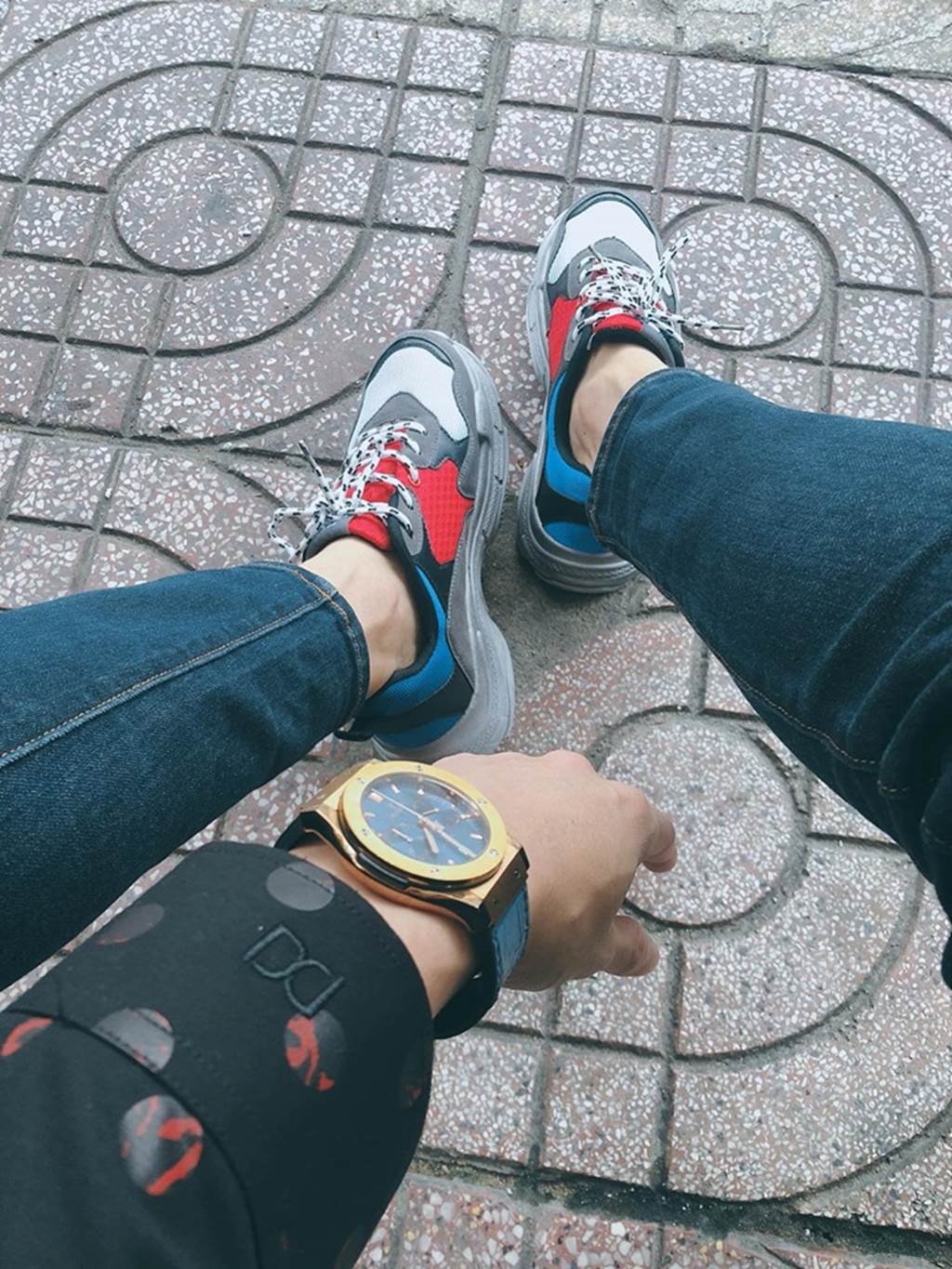 Ngoài đồng hồ 22 tỷ bị nghi fake, Vũ Sở Khanh(Về nhà đi con) còn có đồ hiệu nào?-7