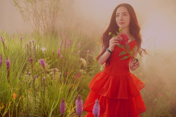 Bộ ảnh tình yêu của cháu nội trùm xã hội đen Hong Kong Hướng Tả và bông hồng lai xứ Đài Quách Bích Đình gây sốt-7