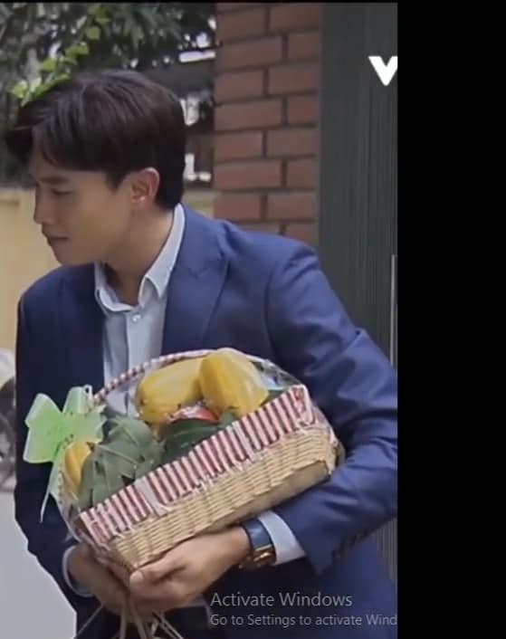 Về nhà đi con: Sang thăm vợ con, Vũ bị dân mạng phát hiện dùng hàng giả thế này bảo sao chẳng bị Thư bơ đẹp-5