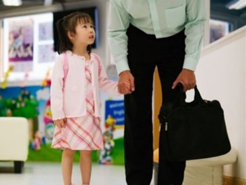 Ông bố viết tâm thư gửi con gái năm học mới: Kiến thức như người yêu cũ, cần nhớ thì nhớ, cần quên thì cứ quên-2