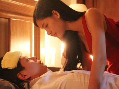 Chồng hí hửng đón vợ về phòng hậu sinh, đang kích động ôm con đỏ hỏn mới ra đời, đột nhiên vợ rỉ tai thông báo một tin động trời-3