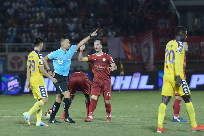 Hay gì mà hay, chung kết sớm đá thế này thầy Park phải lo sốt vó mới đúng!-3