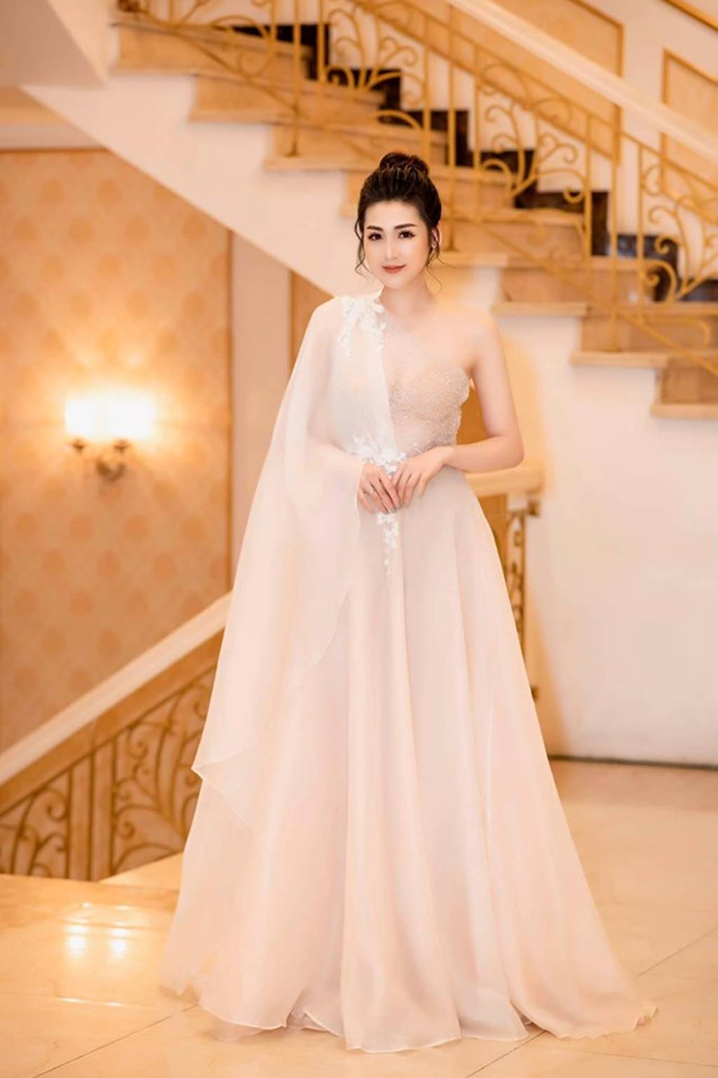 4 mỹ nhân đẹp tựa nữ thần sau sinh-7