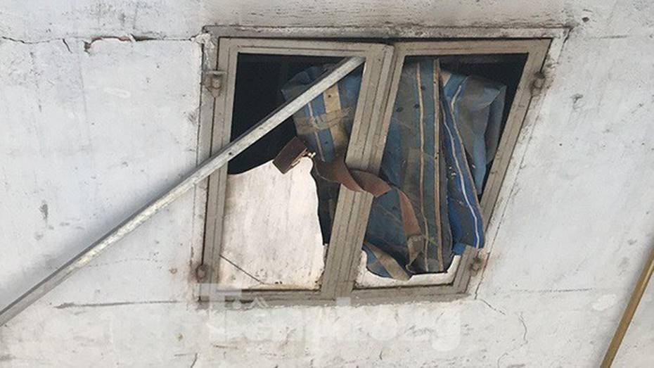 Vụ 2 bé trai chết ngạt khi cháy nhà: Phá được cửa vào thì các cháu đã lịm đi-2