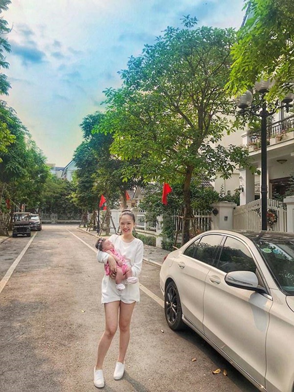 Sao nhí một thời: Người sang Mỹ phụ bán phở nuôi con, người lấy chồng Tây viên mãn-8