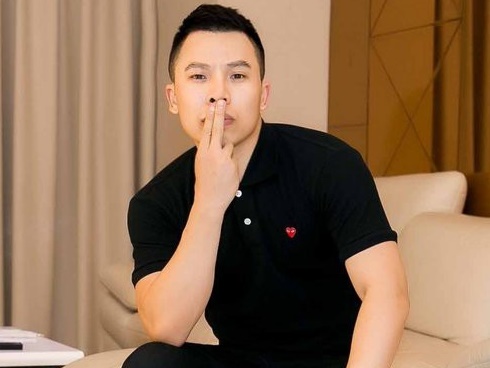 Diễn biến mới vụ Vũ Khắc Tiệp bị tố quỵt tiền: Người bóc phốt khẳng định ông bầu nói dối, tiết lộ nhiều bí mật che giấu phía sau-4