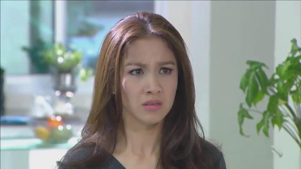 Chồng thường có những vết bầm tím trên cổ nhưng khám không ra bệnh, tôi lo lắng đến phát điên cho tới khi mẹ chồng lỡ miệng nói một câu-2