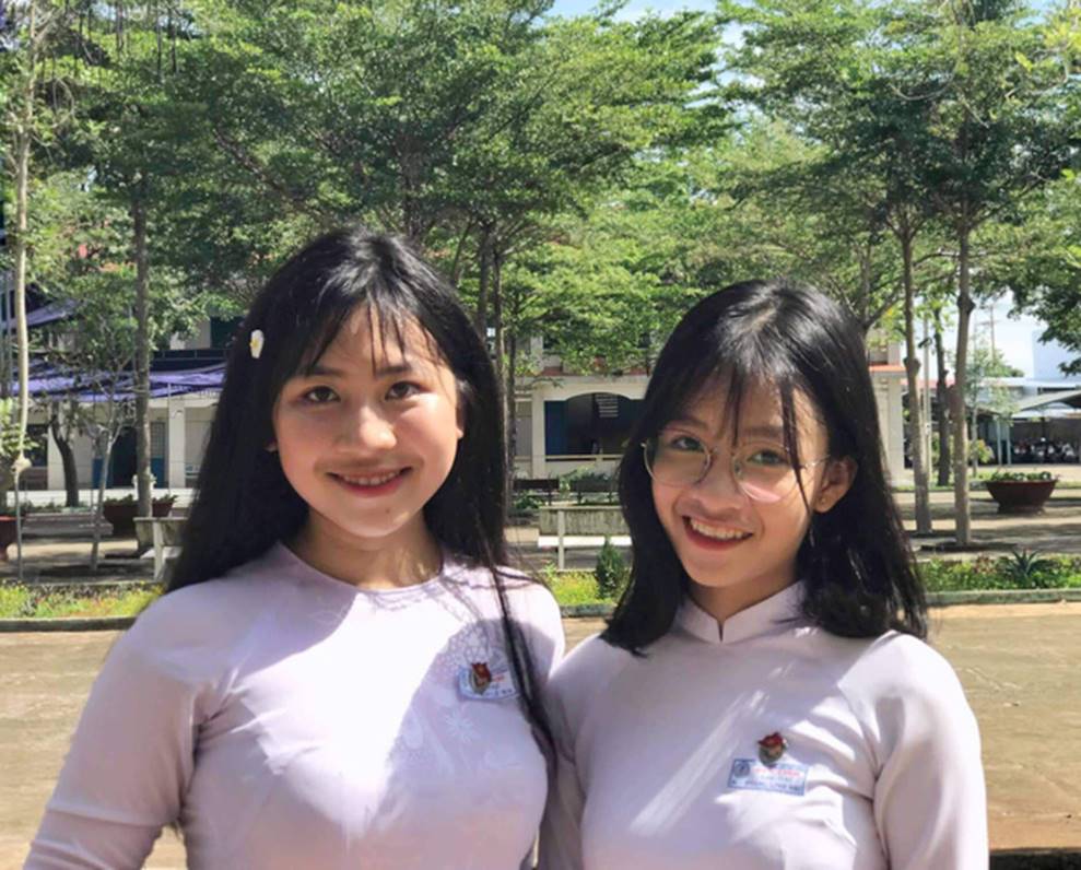 Nữ sinh giống hệt hotgirl ống nghiệm Lan Thy” tại Đường lên đỉnh Olympia: Chị ấy tài giỏi hơn nhiều, em không dám so sánh-7