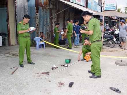 Vừa ly hôn được 3 ngày, người đàn ông bị bố vợ cũ đâm tử vong