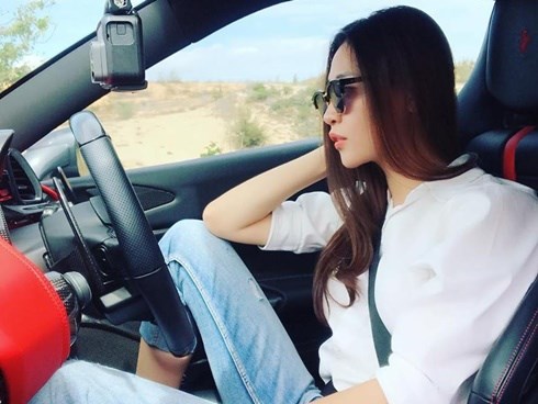 Chẳng mấy khi khoe khoang nhưng trước khi lấy Cường Đôla, Đàm Thu Trang đã sở hữu gia sản không hề tầm thường như thế này