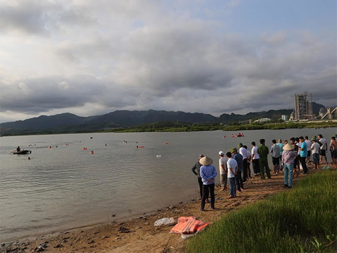 Vụ nhiều người đuối nước ở Bình Thuận: Thương cảm nữ sinh vừa tốt nghiệp ĐH-4