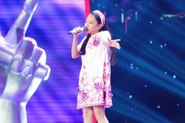 Hoa hậu Hương Giang khẩu chiến với đàn chị trên ghế nóng The Voice Kids, chưa bao giờ nàng Hậu dữ dằn đến thế-15