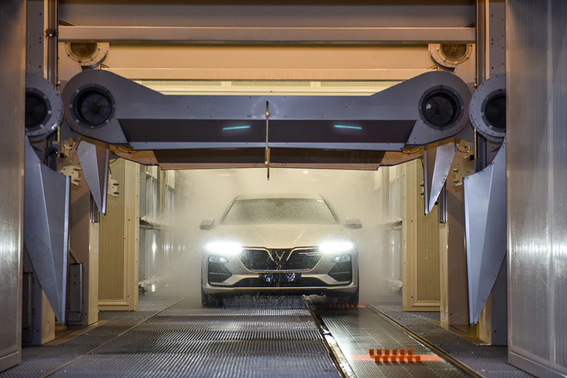 VinFast bàn giao lô xe Lux SA2.0 và Lux A2.0 đầu tiên cho khách hàng-6